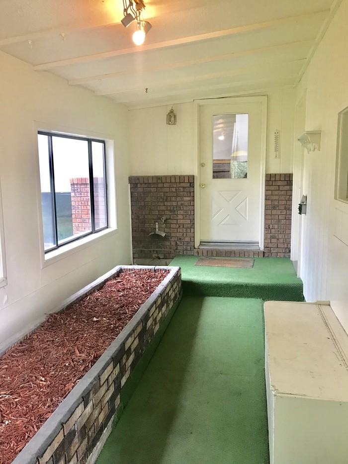 2913 Eastborough Drive - Photo 2 of 25