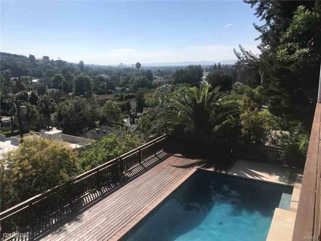 3951 Sunswept Dr - Photo 2 of 14