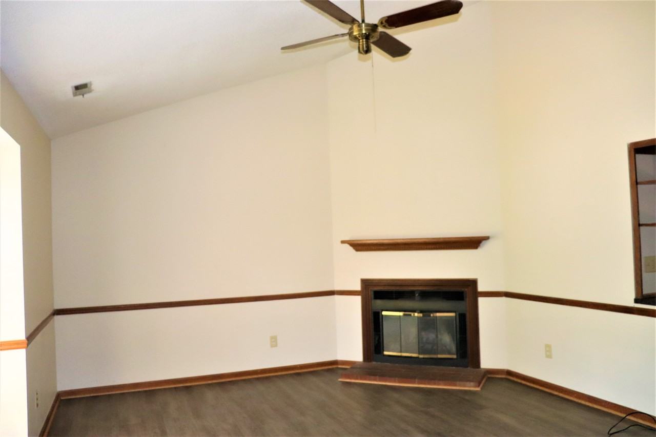 130 Girard Avenue - Photo 2 of 13