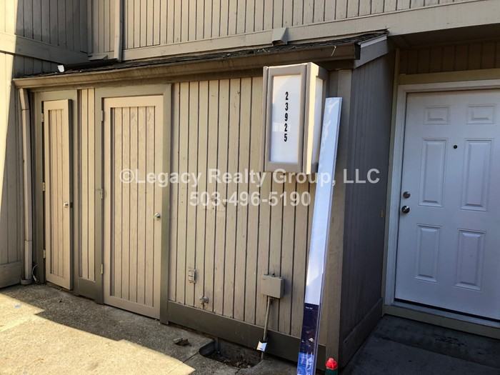 23925 Northeast Treehill Drive - Photo 2 of 18