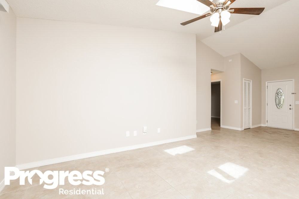 2416 Piedmont Lakes Blvd - Photo 3 of 16