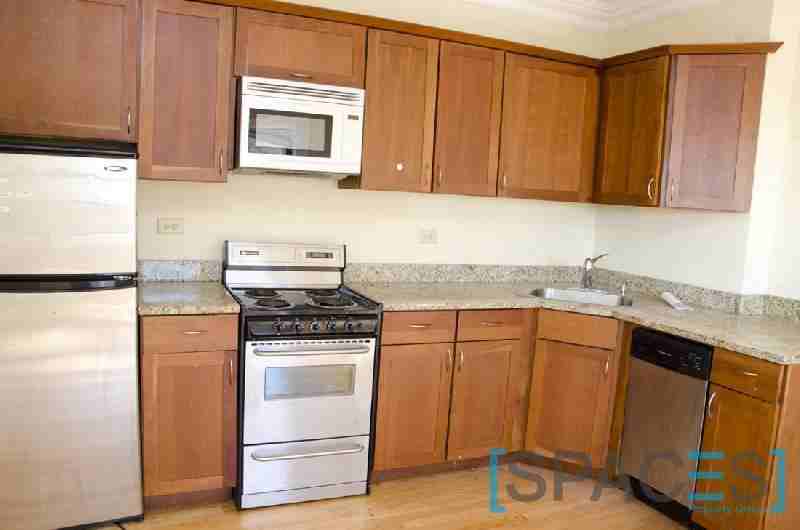 401 W Fullerton Pkwy #204E