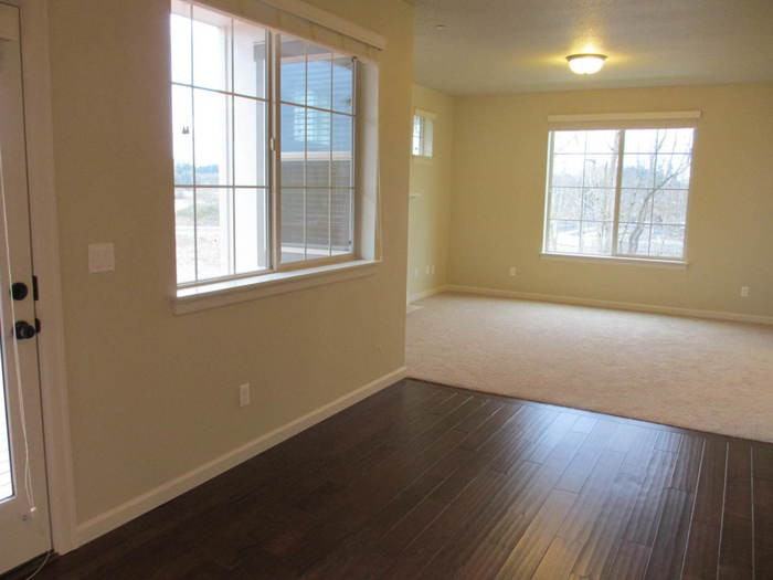 10445 Southwest Lisbon Street - Photo 3 of 20