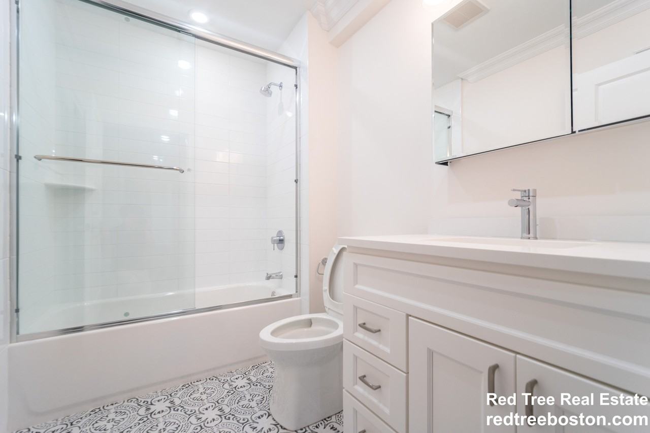 56 Cedar Square #1 - Photo 3 of 12