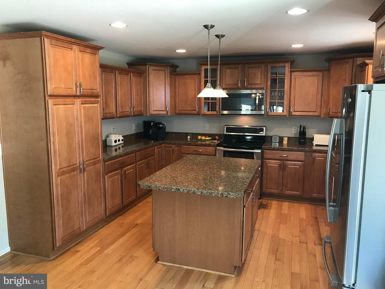 100 Boundary Drive - Photo 3 of 33