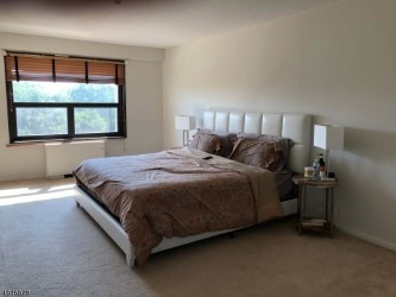 2 Claridge Dr 5fw - Photo 3 of 5