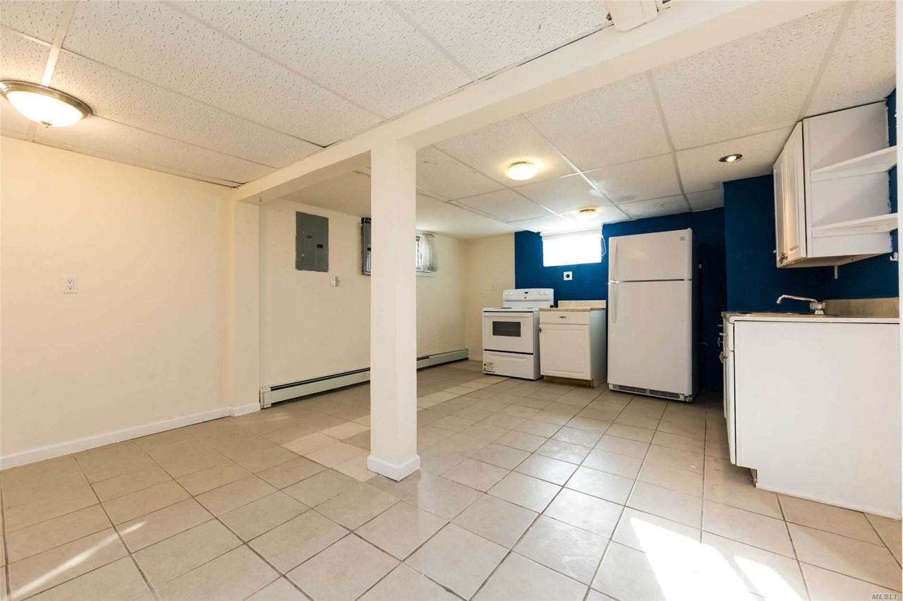 11 Norfolk Rd - Photo 3 of 15