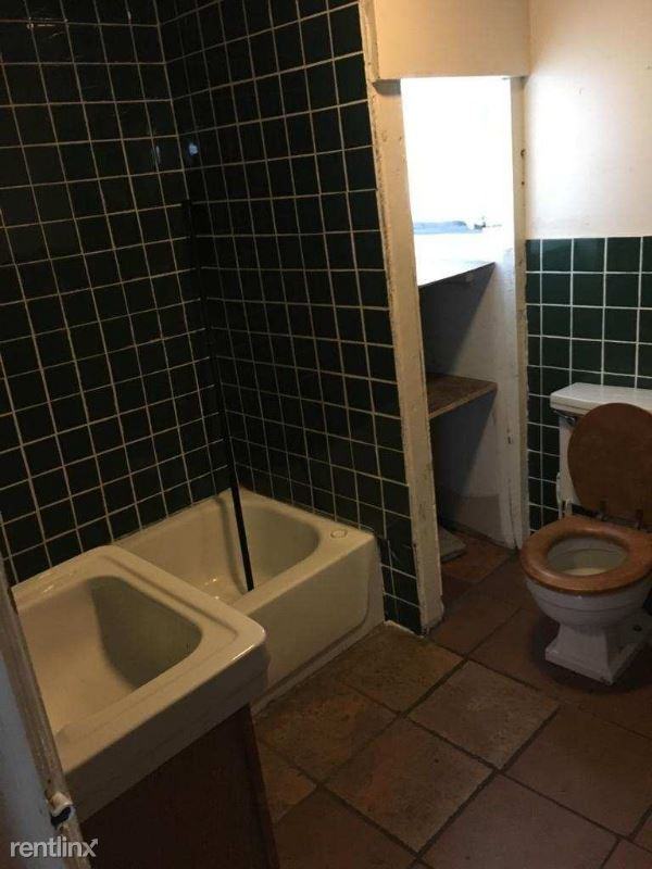 50 Ivy Street 2 - Photo 3 of 3