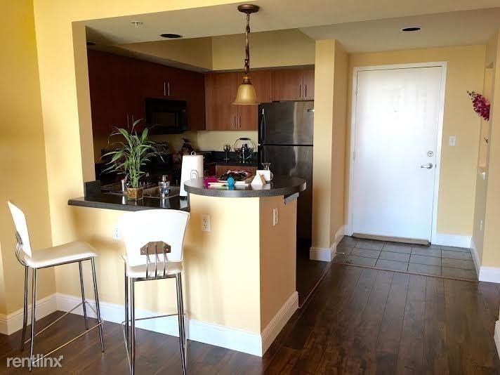 10 S Federal Hwy - Photo 2 of 6