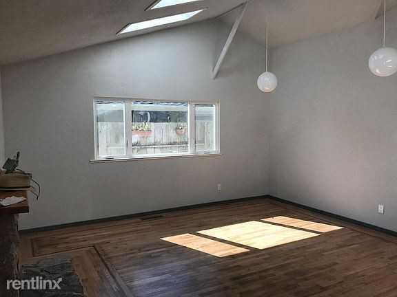 415 Almar Ave - Photo 3 of 18