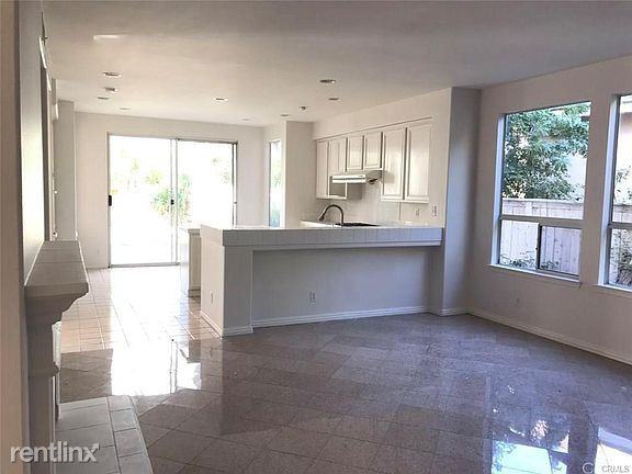 2811 Westbourne Pl - Photo 3 of 18