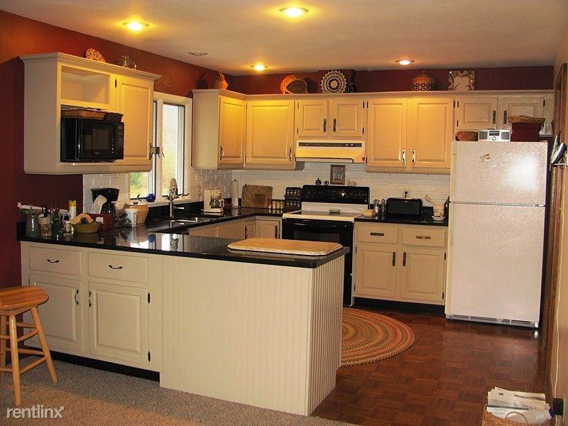 56 Karen Drive - Photo 3 of 4