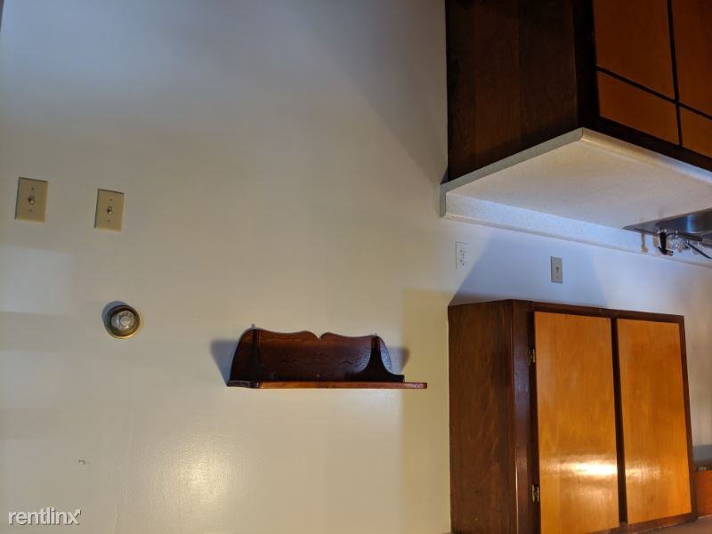 424 Maple St 2 - Photo 2 of 26