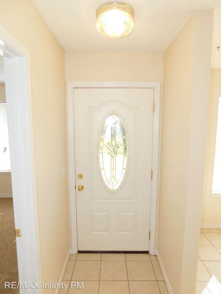2032 Jason Dr - Photo 3 of 24