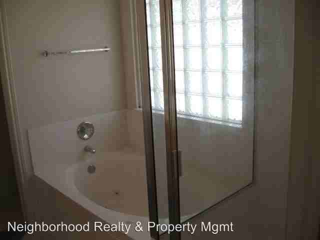 3404 Campanella Dr - Photo 3 of 22