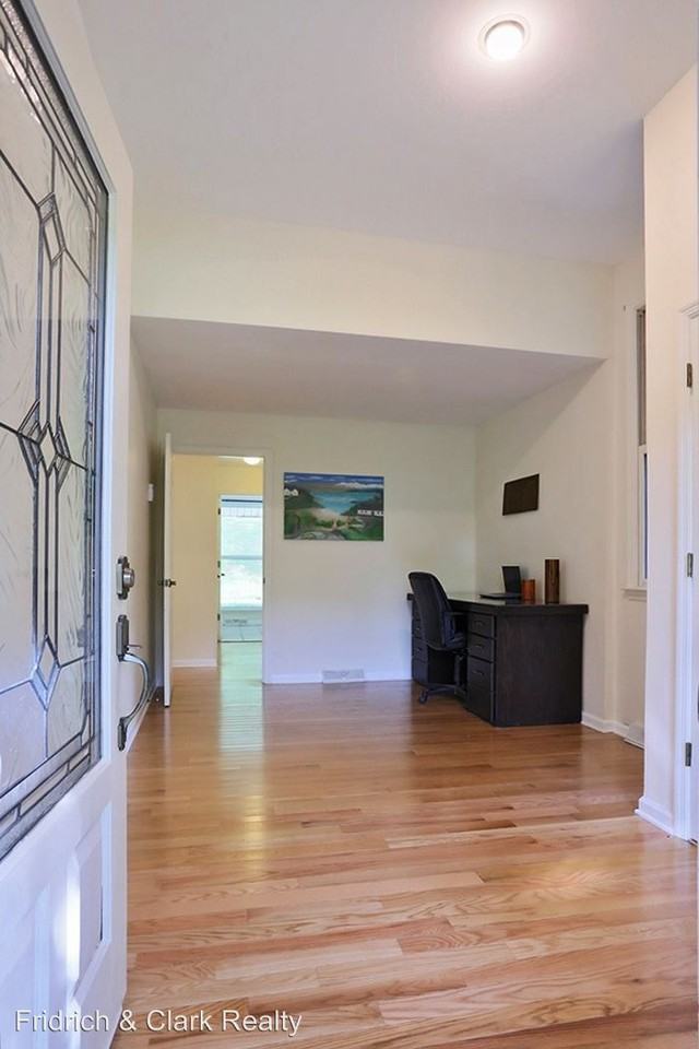 6508 Cornwall Drive - Photo 3 of 37