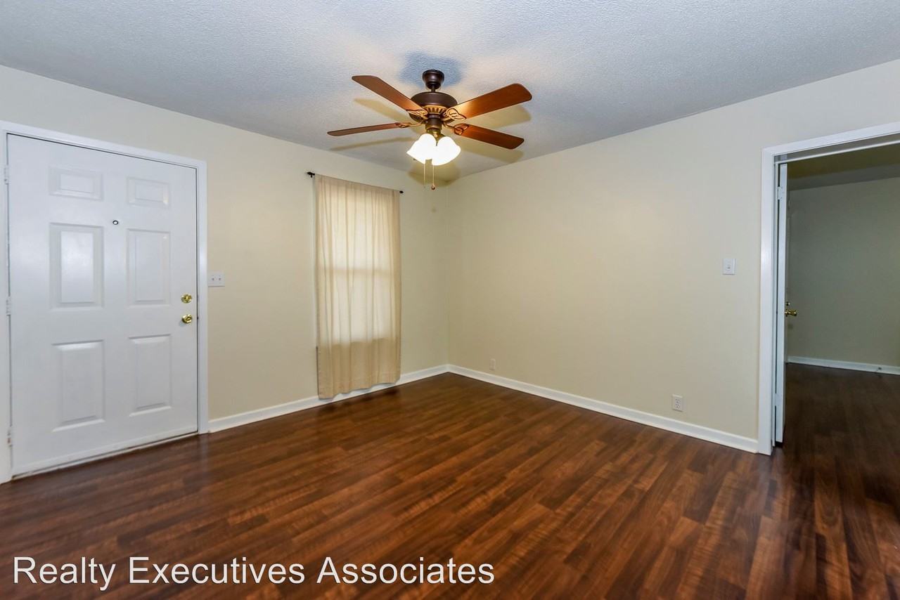 526 Rhodwin Avenue - Photo 3 of 11