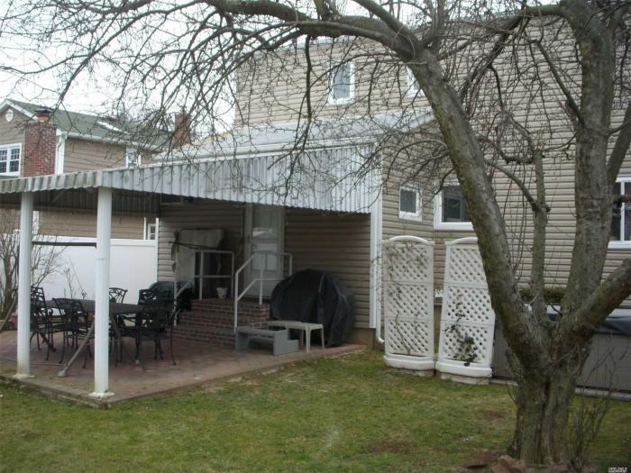 1688 Saint Marks Ave - Photo 2 of 6