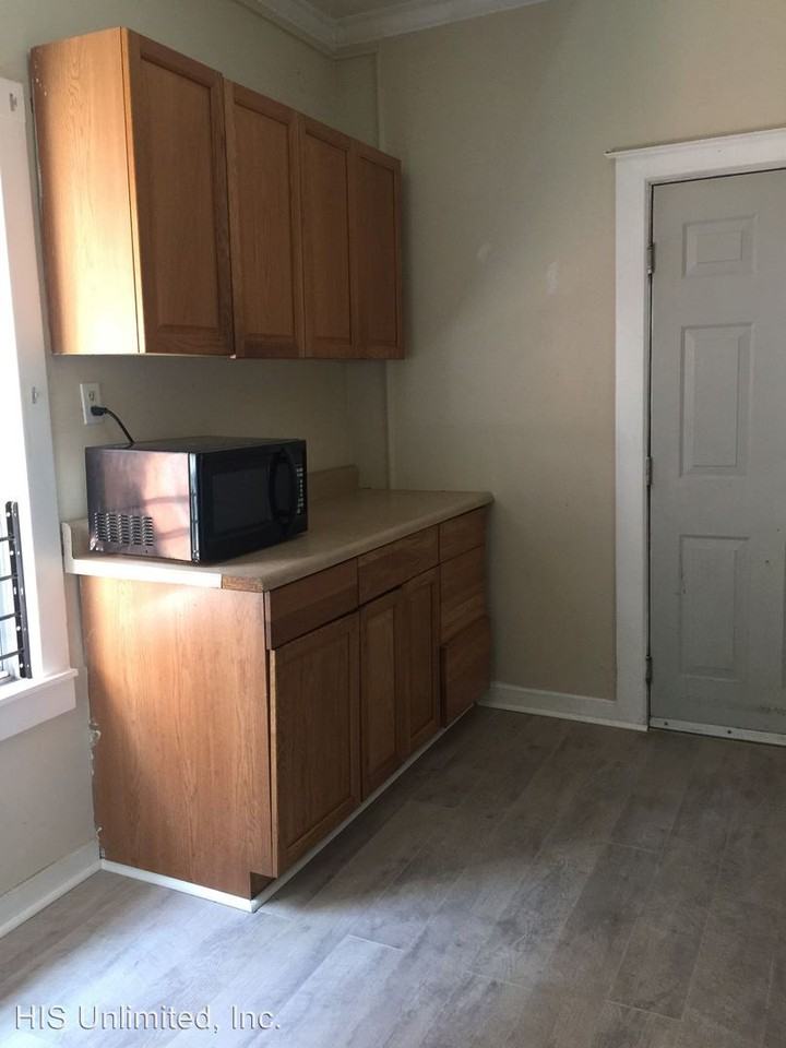 211-215 East Main Street - Photo 2 of 25