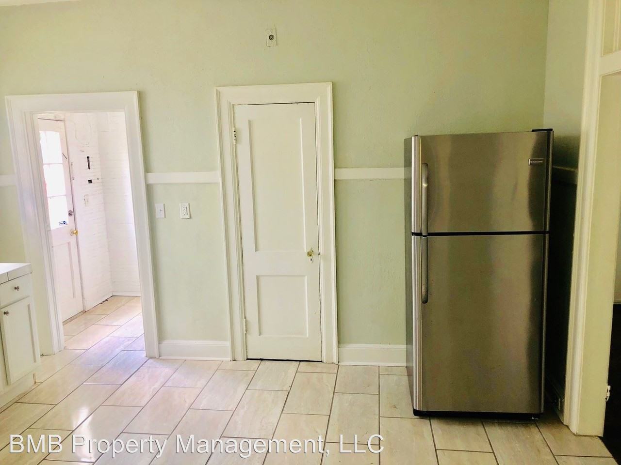 1523 South Court Street - Photo 2 of 12