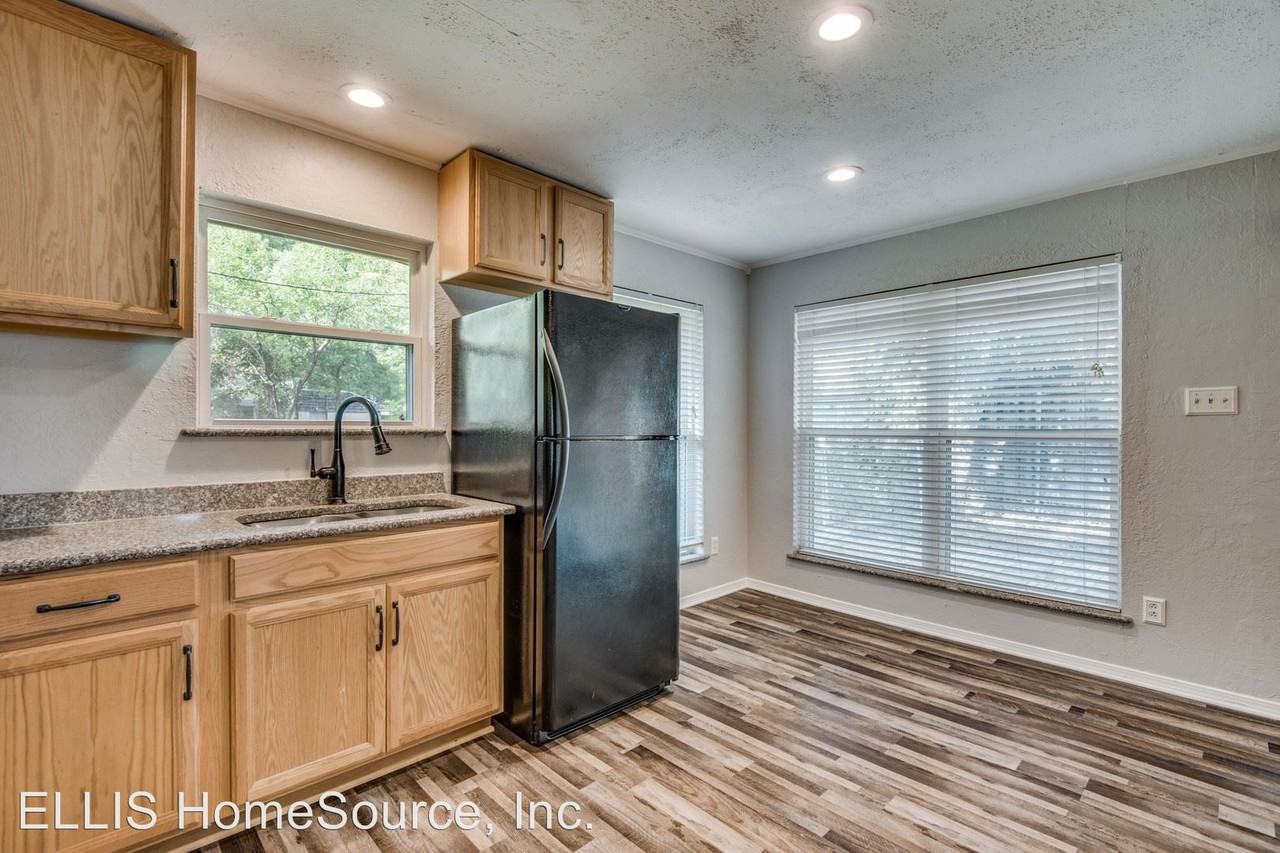 2131 Onetta Dr. - Photo 2 of 12