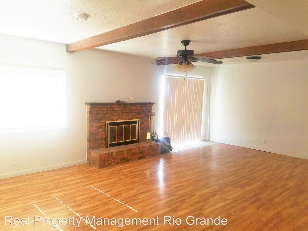 1605 Pablo Court Ne - Photo 2 of 5