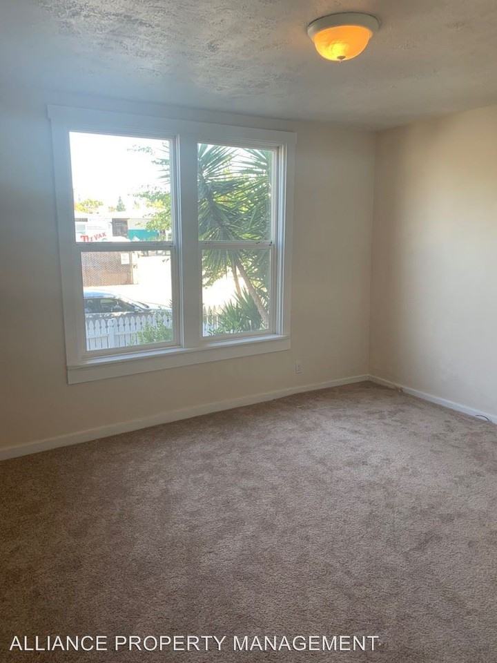 125 6th Street - Photo 3 of 10