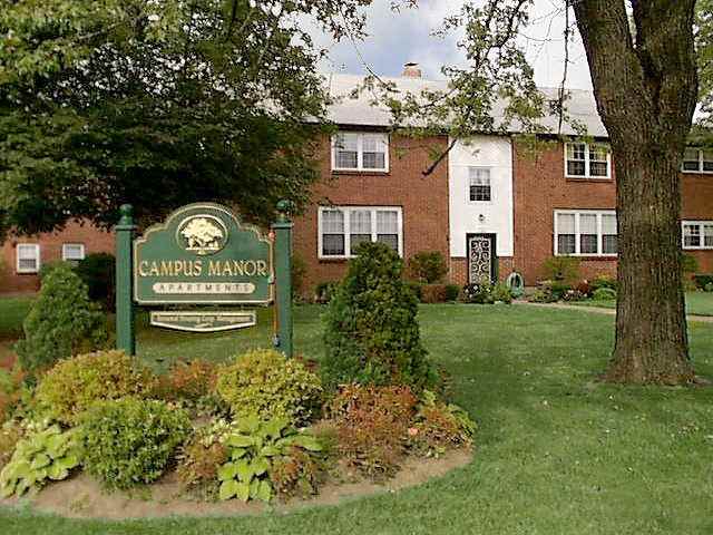 Campus Manor Apartments - Photo 3 of 7