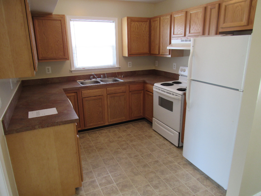 14835 Porterfield Dr - Photo 3 of 23