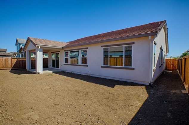 471 Milford Ct. - Photo 2 of 19