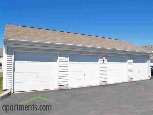 Daniel's Creek At Baytowne Apartment Homes - Photo 2 of 17