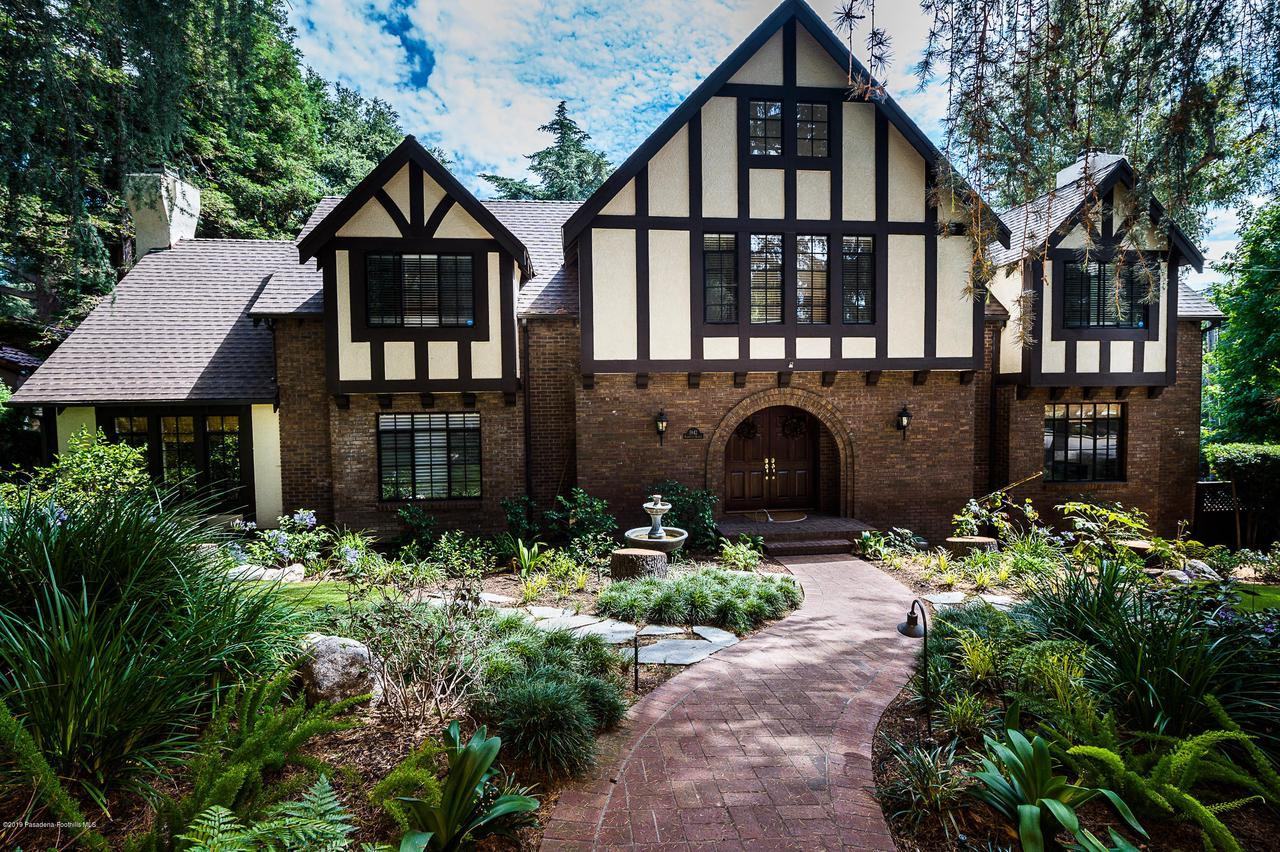 1842 Fairmount Avenue - Photo 2 of 48