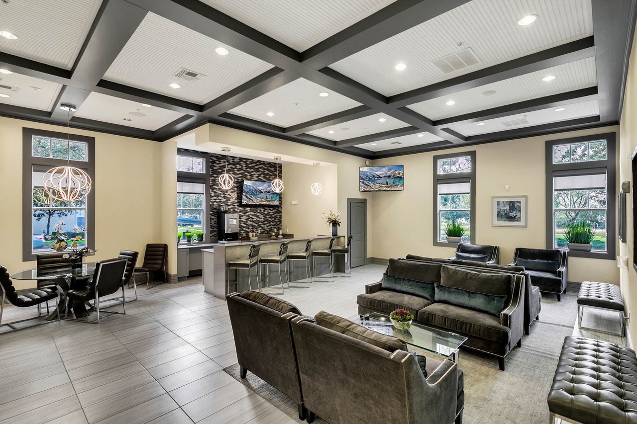 2055 Lake Baldwin Ln. - Photo 3 of 27