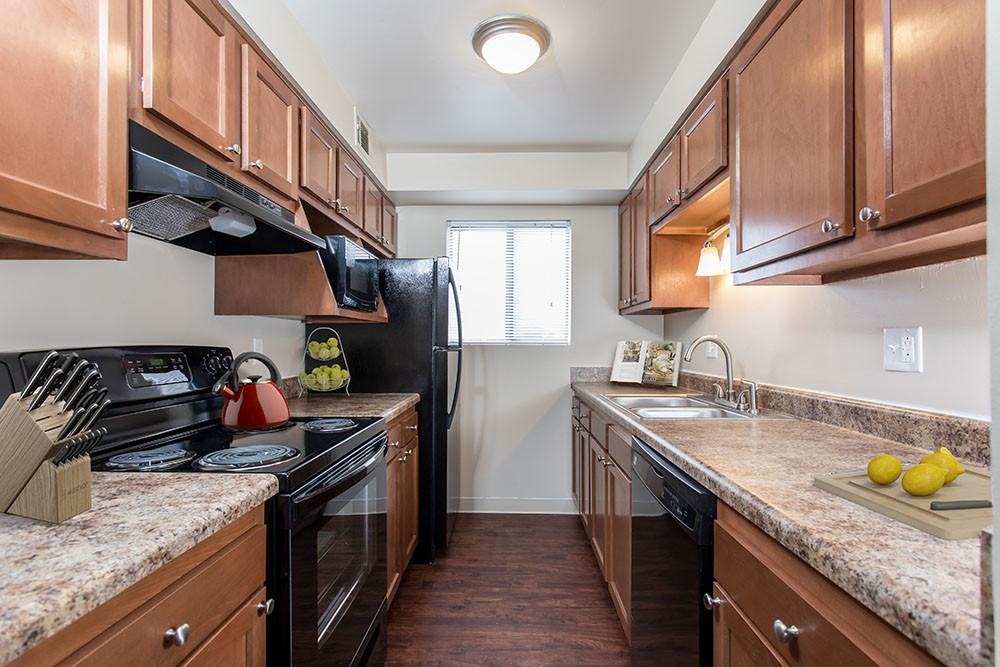 Crossroads Apartment & Townhomes - Photo 2 of 16