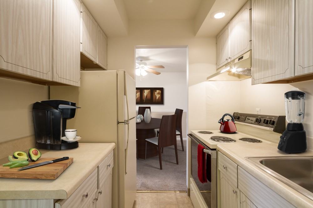 Imperial North Apartment Homes - Photo 6 of 32