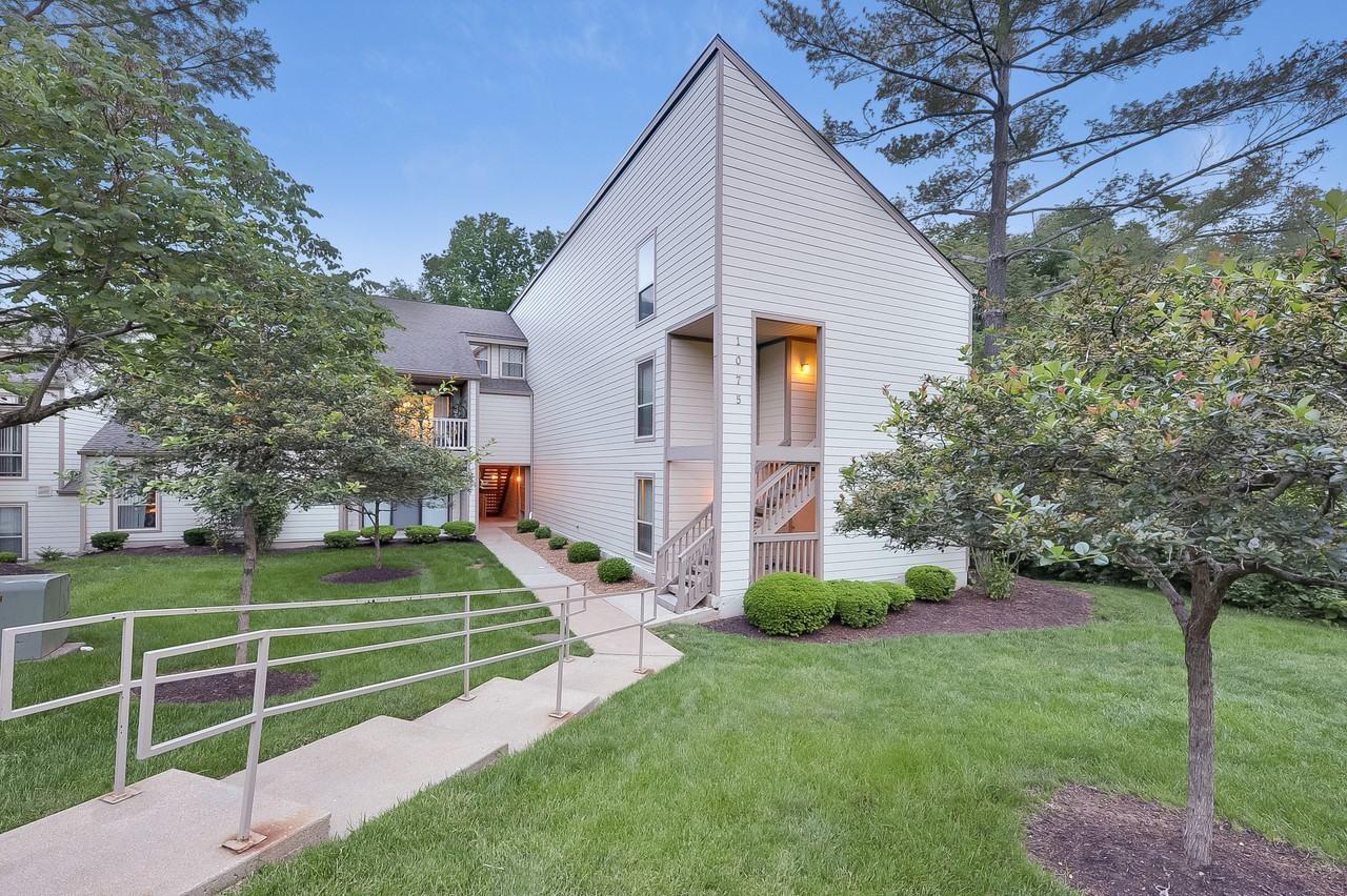 Pebble Point Apartments - Photo 4 of 25