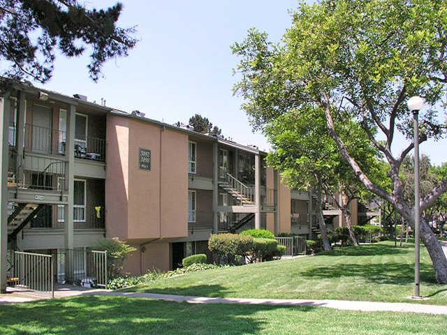 The Stratton - Photo 3 of 12