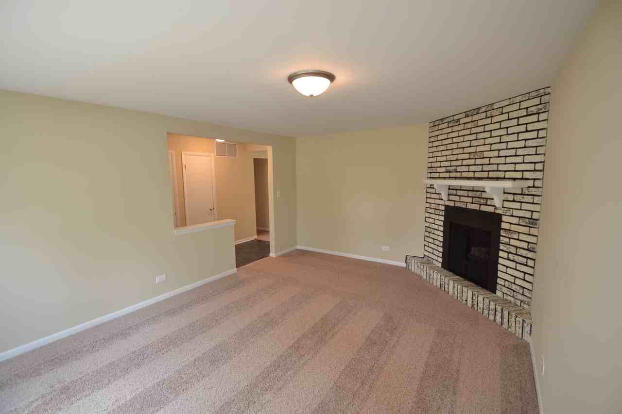 1198 Westview Dr - Photo 2 of 7