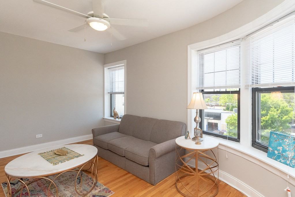 945 Chicago Avenue #3G - Photo 3 of 9