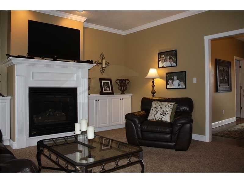 106 Fox Run Dr - Photo 3 of 25