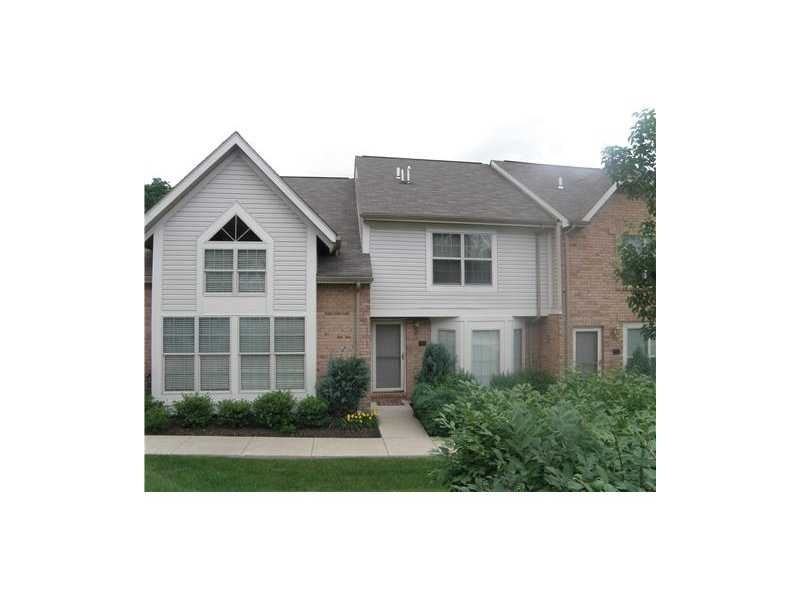 702 Berrington Ct - Photo 2 of 9