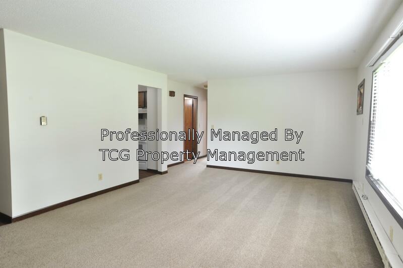 445 Elm Place R-12 - Photo 2 of 10