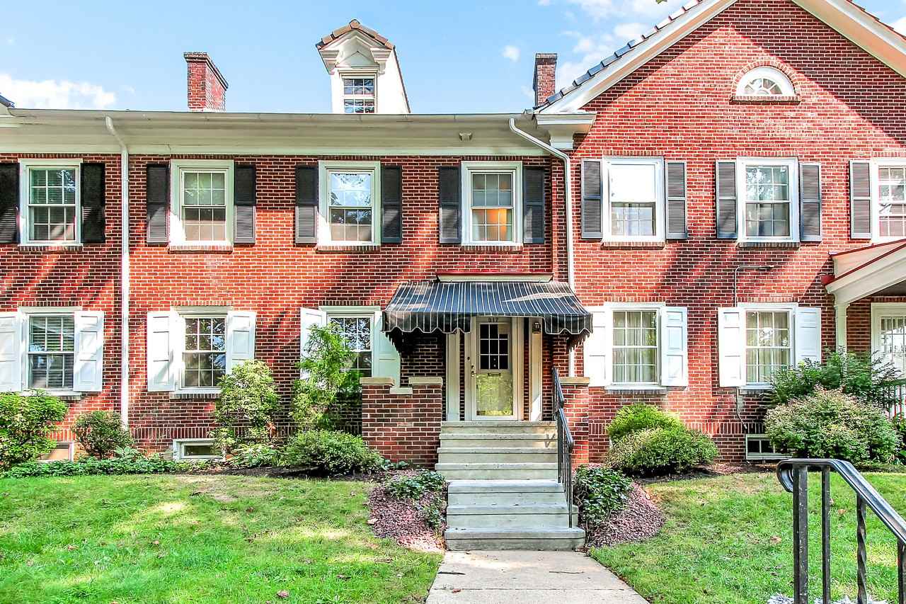 917 Wayne Ave, Wyomissing, PA 19610 3 Bedroom Apartment for Rent for