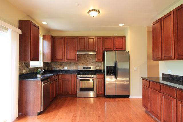 802 Spencer - Photo 3 of 22