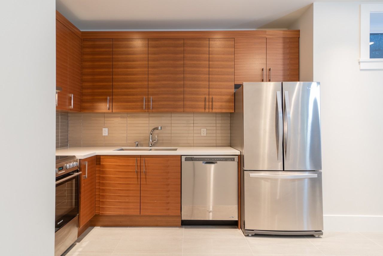 2408 Mathers Avenue - Photo 5 of 15