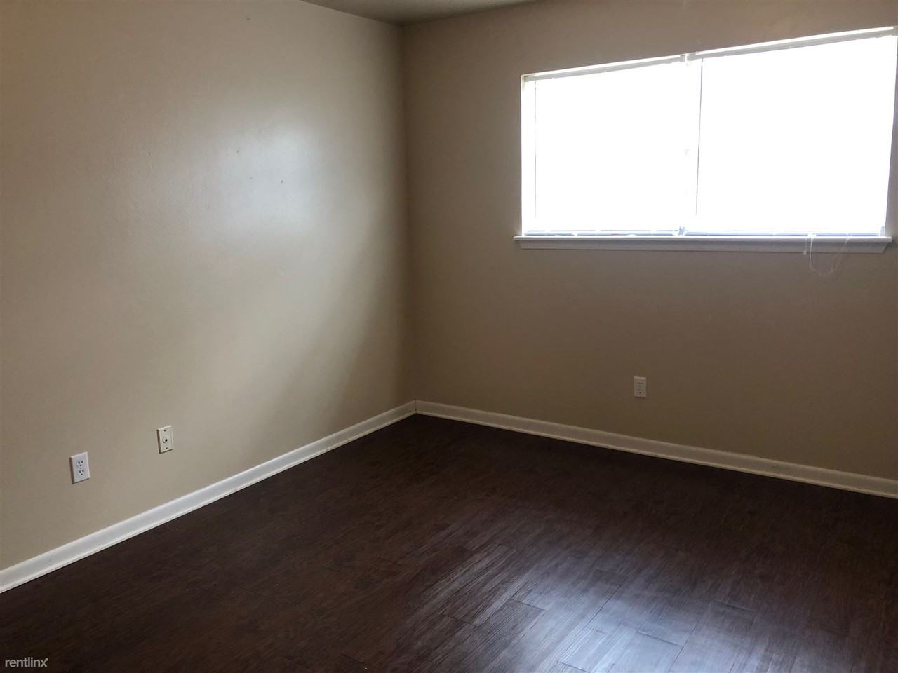 1010 Indian Springs Rd - Photo 3 of 7