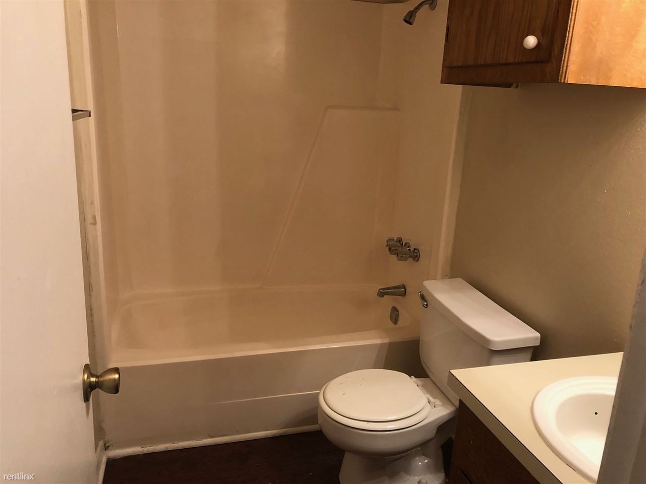 908 Navajo Trl - Photo 3 of 7