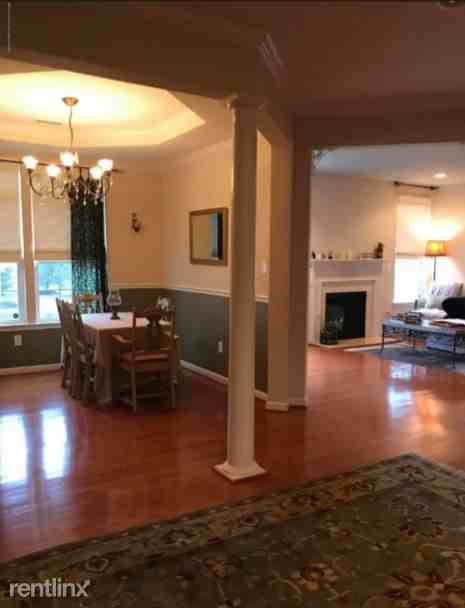 31 Oak Leaf Lane - Photo 3 of 17