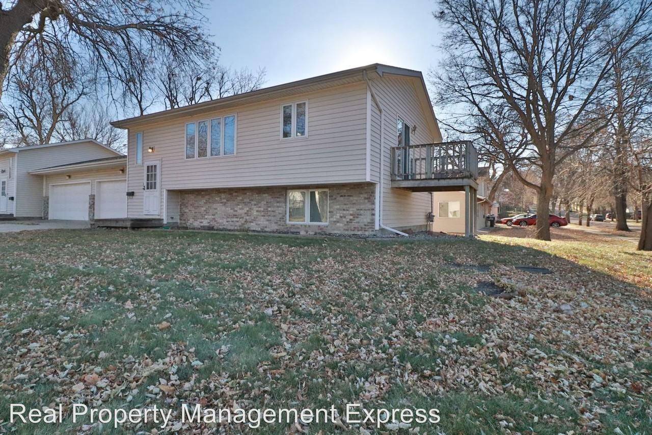 817 W Brookings St - Photo 2 of 18