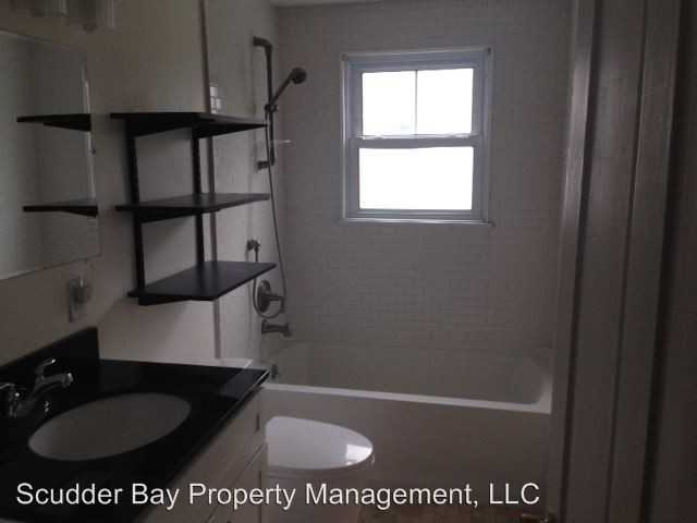 2 Mayo Ct - Photo 2 of 6